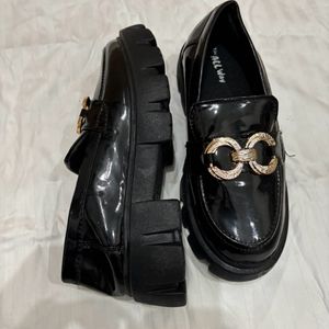 Korean Black Shoes