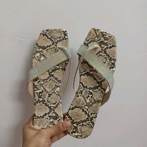 Stone Slipper...size 41