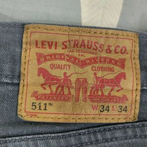 Man Jeans