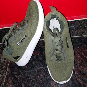 Steal Deal❗️💚Reebok Casual Shoe💚