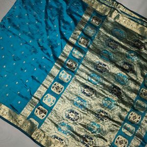 Pure Kanchipuram Silk Saree With Blouse