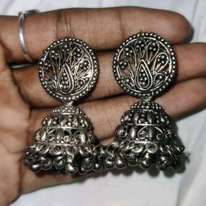 Earrings 3