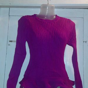 KNITTED SWEATER