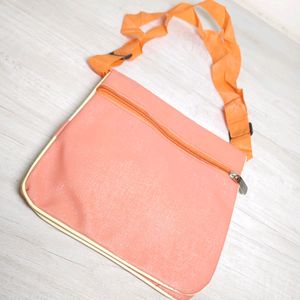 New Women's Stylish Fashion Slingbag