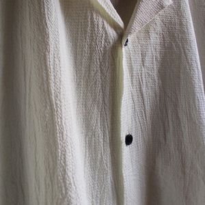 Regular Fit Solid Casual Shirt