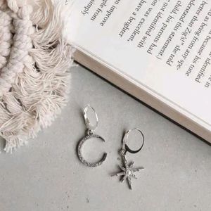 Miss Match Earrings Moon And Star💗