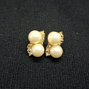 Pearl And Stones Golden Studs✨️