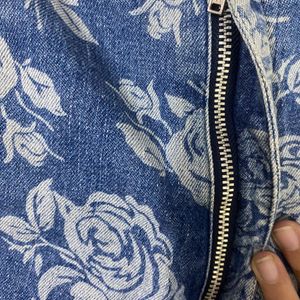 Casual Jeans With Floral Printing