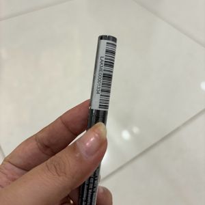 Lakme Eyeconic Pen Eyeliner