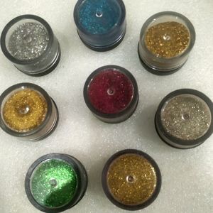 Mac Glitter Multicolor Pack Of 8. (Original)