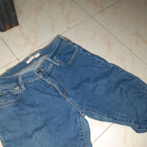 LEVIS SKINNY JEANS