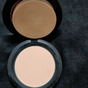 Colorbar Compact Powder With Sun Protection