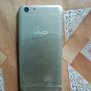 Vivo Y53i