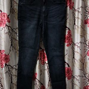 Women Carbon Black Skinny Jeans