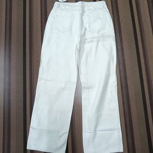 W-44 Size-28 Ladies White Straight Jeans