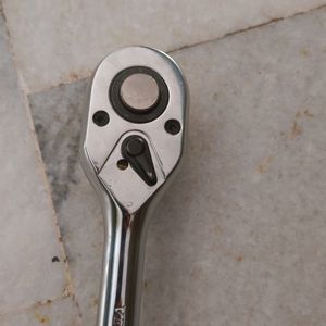 Venus Ratchet Handle Tool