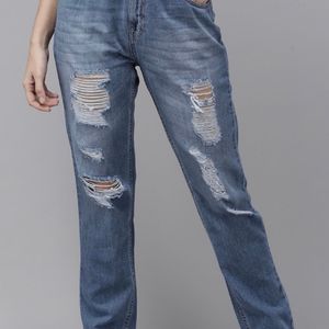 Roadster Straight Ripped Boyfriend Jeans