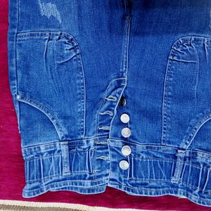 Women 5 Button High Waiste Jeans