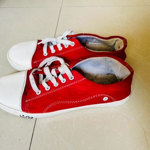 Unisex Casual shoes👟 (UK 8)