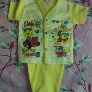 Infant Set/ T Shirt - Half Pant