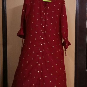 A Reddish Maroon Kurti