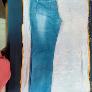 Jeans With Length 41