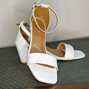 Women White Block Heel Strappy Buckle  Sandal