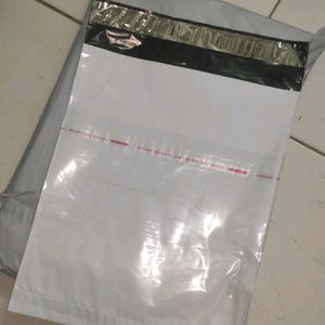 100 Pieces 💯 Tamper Proof Plastic Bag Courier