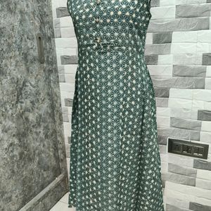 A Line Sleeveless kurti