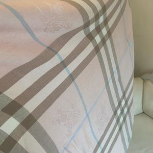 Burberry Shawl/stole