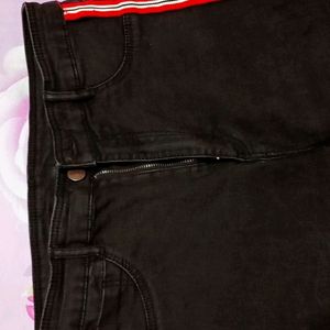 BRANDED HIGH WAIST JEANS