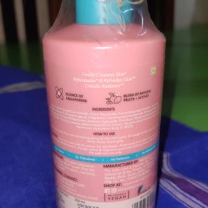 Aqualogica Radiance Shower Gel