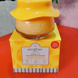 Brand New  Dot & Key Sunscreen& Moisturizer 💛