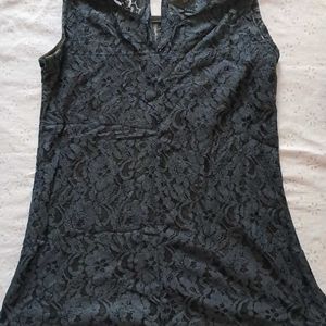 Vintage Black Top