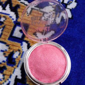 New Glam21 Baked Blush