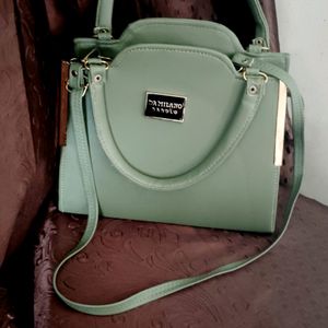 Olive green Beautiful Handbag👜