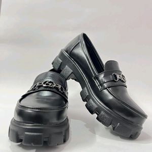 Korean Black Chunky Boots