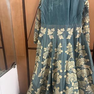 Vasansi Gown