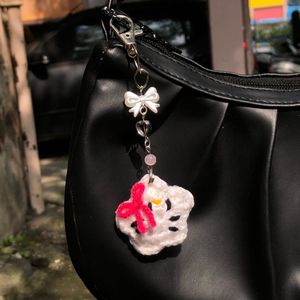 Hello Kitty Bag Charm 🩷