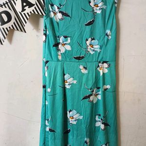 Sea Green Dress With Belt