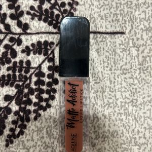 Jaquline USA Melt Addict Lipstick