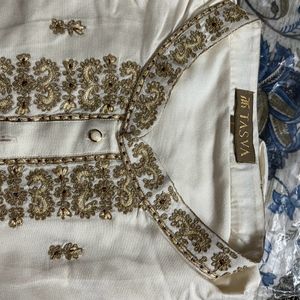 Tasva Cream Kurta Set With Embroidery