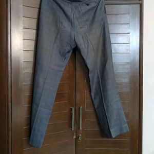 Men Tailored Rayon Pleated dual shade Pant