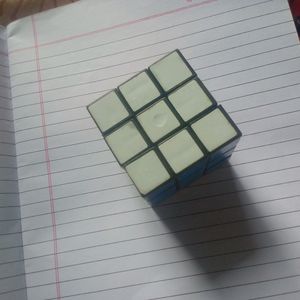 Cube Rubic cube Like New