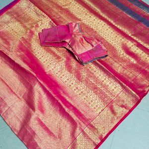 Dark Pink Colour Banarasi Silk Pure Pattu Zaree