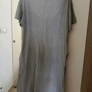 Short Gown With 2 Pockets