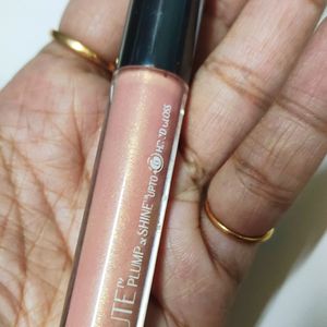 Plumping Lip Gloss-Lakme Absolut plump N Shine