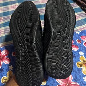 Mactree Men Black Shoes