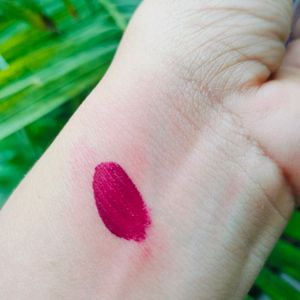 Liquid Lipstick Non-transferable