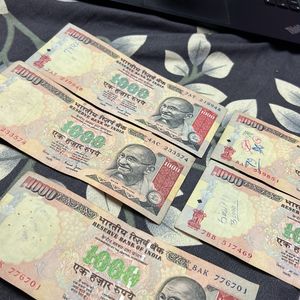 1000 Rupees Notes